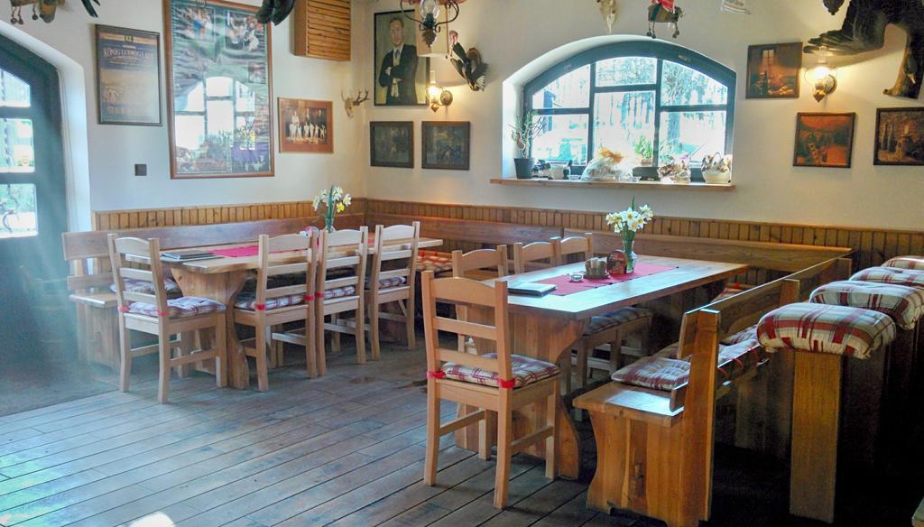 Hostinec U Pejska A Kocicky 마리안스케 라즈네 외부 사진