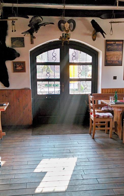 Hostinec U Pejska A Kocicky 마리안스케 라즈네 외부 사진